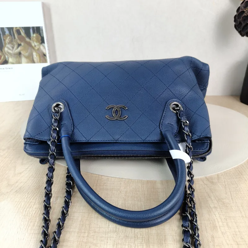 Chanel Top Handle Bag Shoulder Bag Blue Grained Calfskin One Size 33 × 9 × 22 cm 21 — detail view 6 of 13