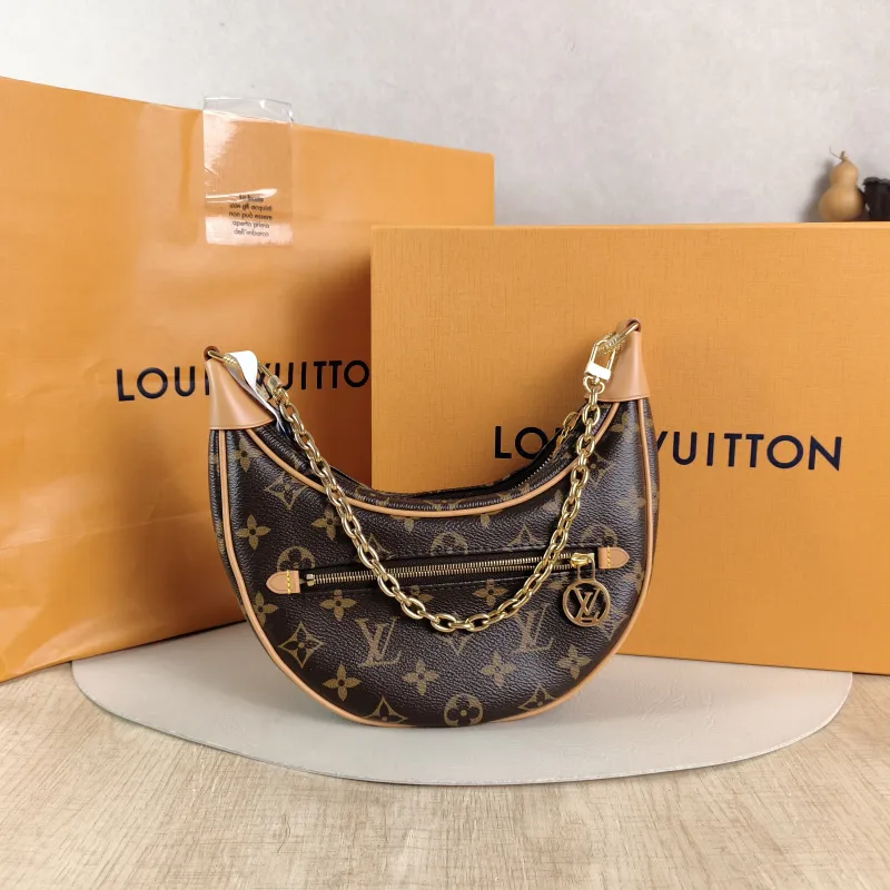 Louis Vuitton Crossbody Bag Loop Monogram PVC Small 23 × 6 × 13 cm — cover view 5 of 6