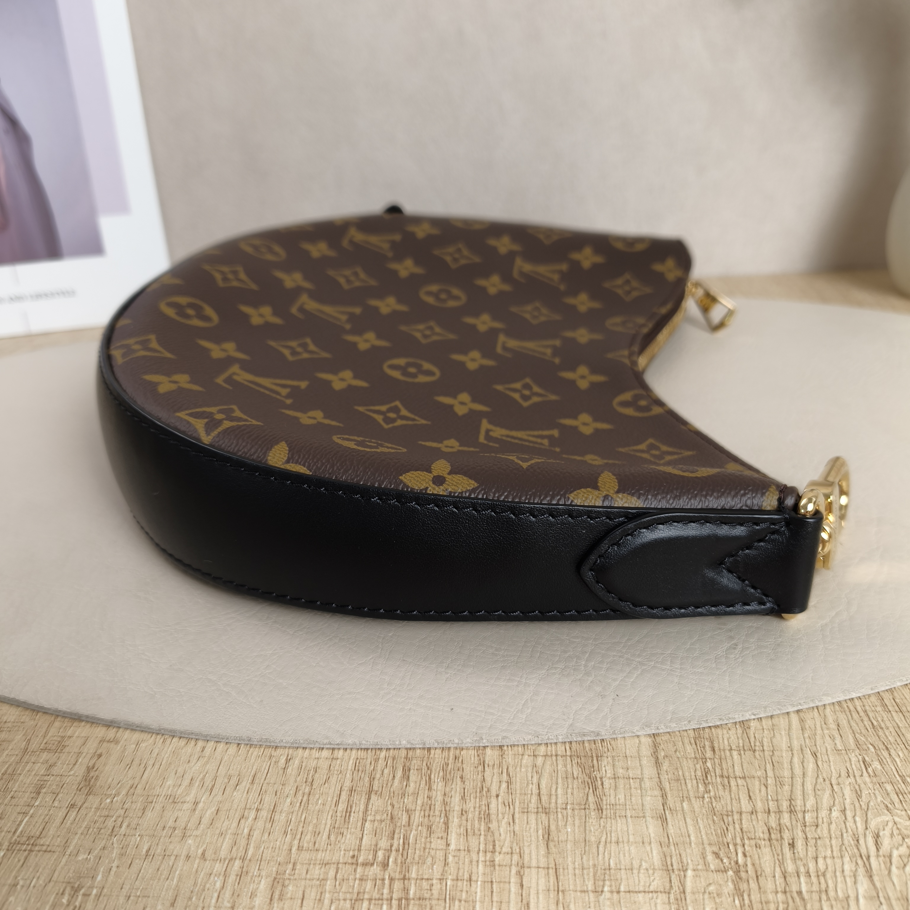 Louis Vuitton Shoulder Bag COOKIE Monogram PVCBB28.5 × 5 × 19 cm — cover view 6 of 11