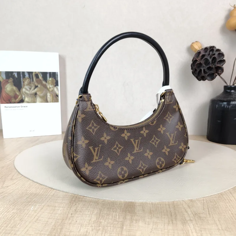 Louis Vuitton Shoulder Bag Catchy Monogram PVC Small 24 × 6 × 10 cm — cover view 6 of 6