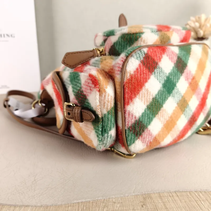 Miumiu Backpack Backpack Colorblock Medium 18 × 11.5 × 22 cm — detail view 9 of 11