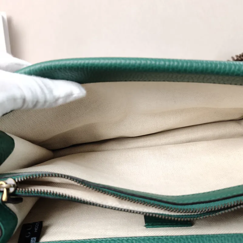 GUCCI Crossbody Bag Dionysus Green Calfskin Medium 28 × 9 × 17 cm — detail view 3 of 11