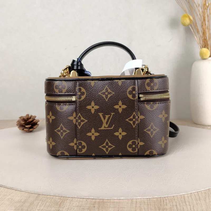 Louis Vuitton Shoulder Bag VANITY Cosmetic Bag Monogram PVC Small 19 × 6 × 12 cm — cover view 3 of 5