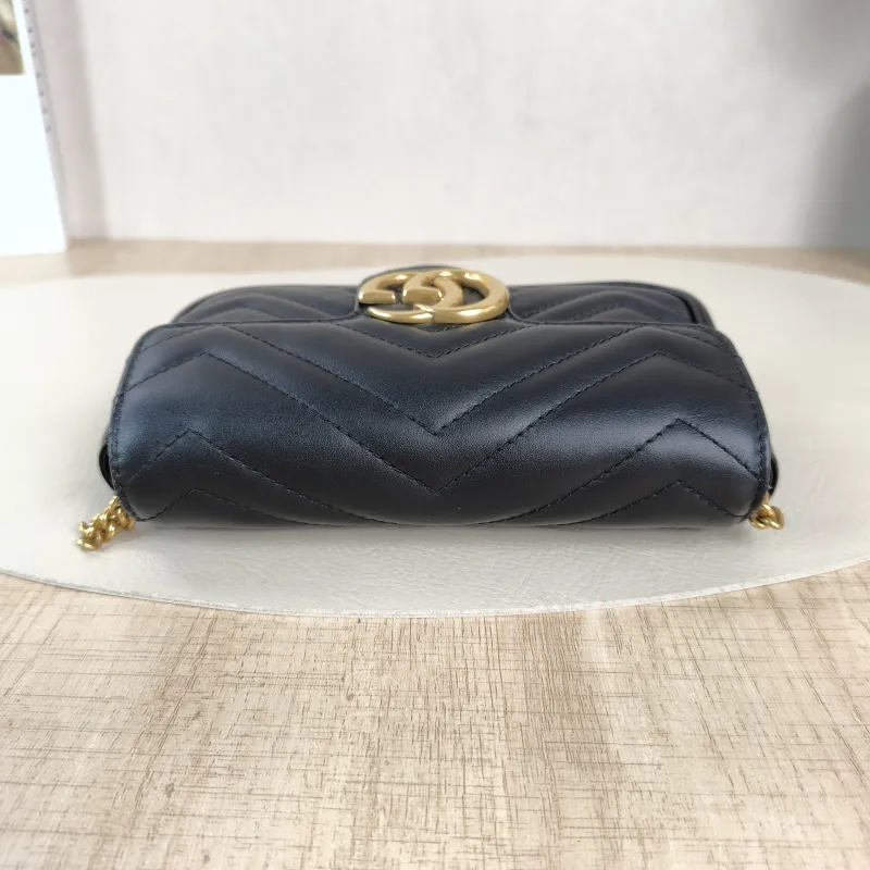 GUCCI Crossbody Bag GG Marmont Mini Marmont Mini Black Calfskinmini16.5 × 4.5 × 9.5 cm — detail view 3 of 11