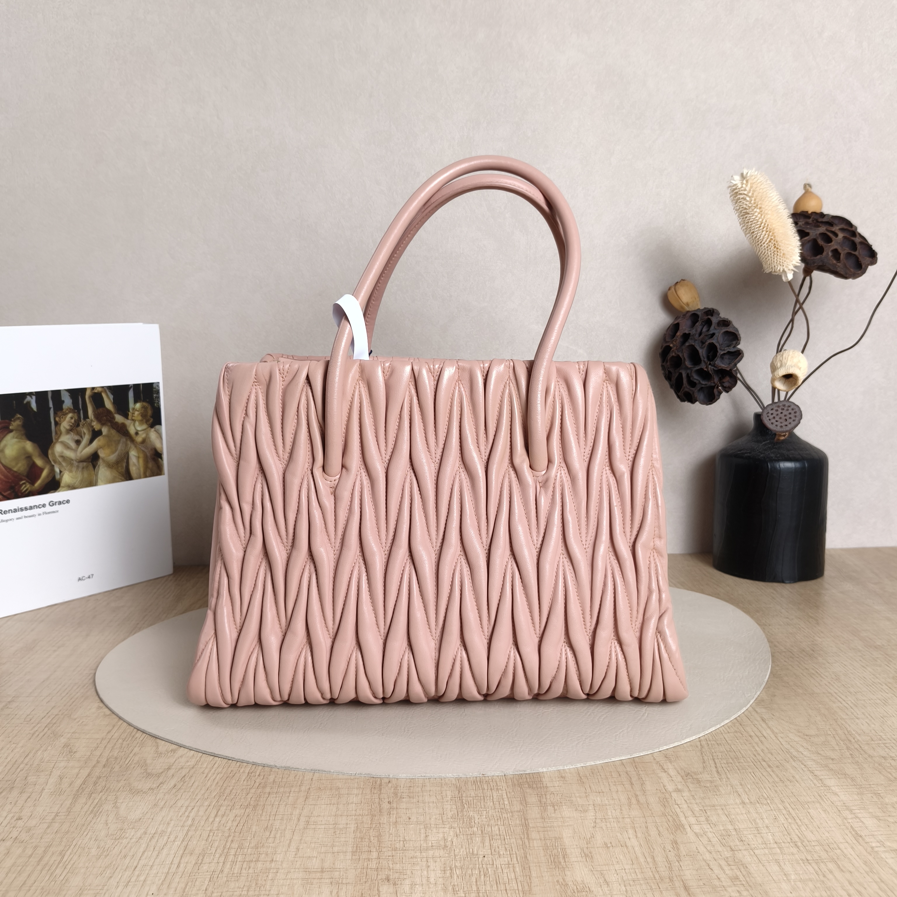 Miumiu Top Handle Bag Matelassé Pink Lambskin One Size32 × 12 × 22 cm — cover view 2 of 5