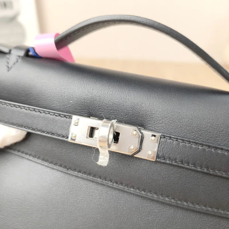 Hermès Top Handle Bag Mini kelly 89Black Swift Calfskin One Size 22 × 7 × 13 cm B — detail view 4 of 10