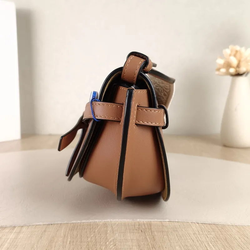 LOEWE Crossbody Bag Gate Caramel Calfskin Mini 15 × 8 × 12.5 cm — detail view 10 of 11