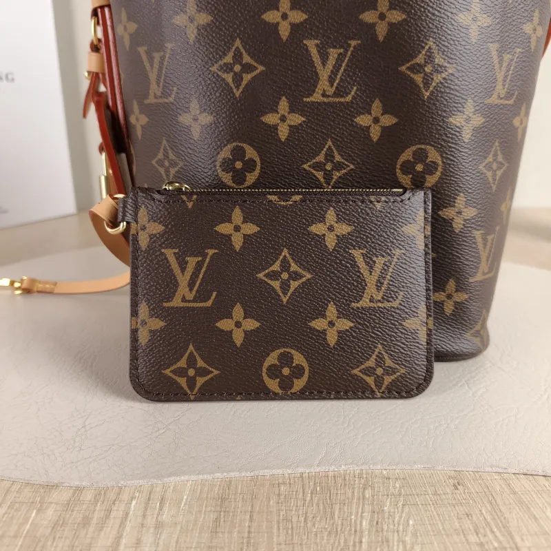 Louis Vuitton Top Handle Bag ALL IN BB Monogram PVC BB 16 × 12 × 18 cm — detail view 3 of 10
