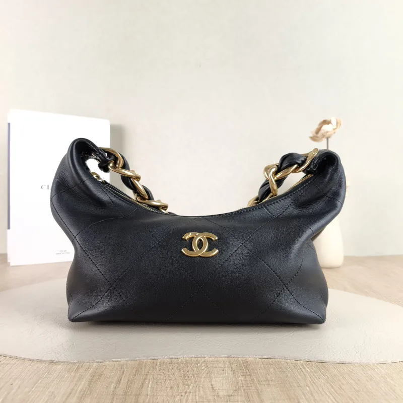 Chanel Shoulder Bag hobo Black Calfskin One Size 25 × 15 × 7.5 cm