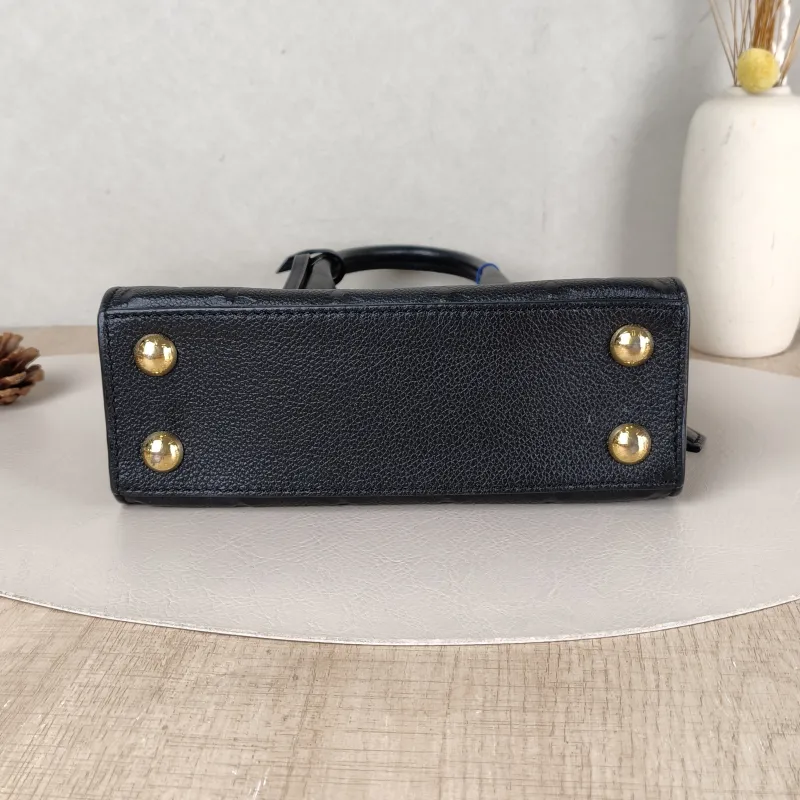 Louis Vuitton Crossbody Bag Pont Neuf Shoulder Bag Black Calfskinmini22.5 × 11 × 19 cm — cover view 2 of 5
