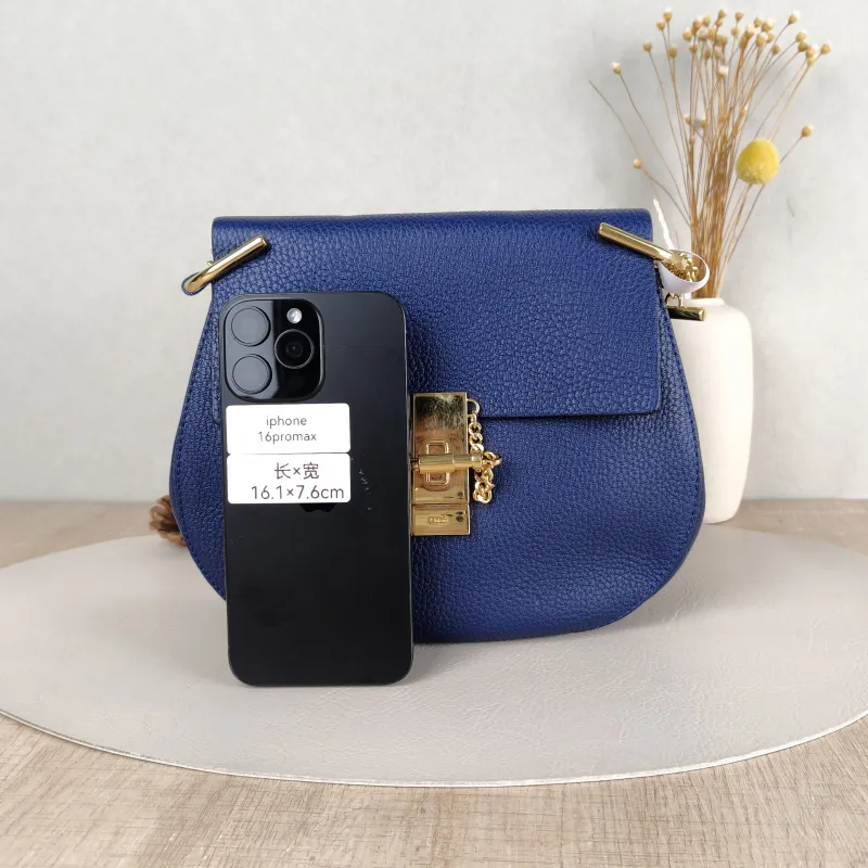 Chloé Crossbody Bagdrew Blue Calfskin One Size23 × 8 × 21 cm — cover view 2 of 5