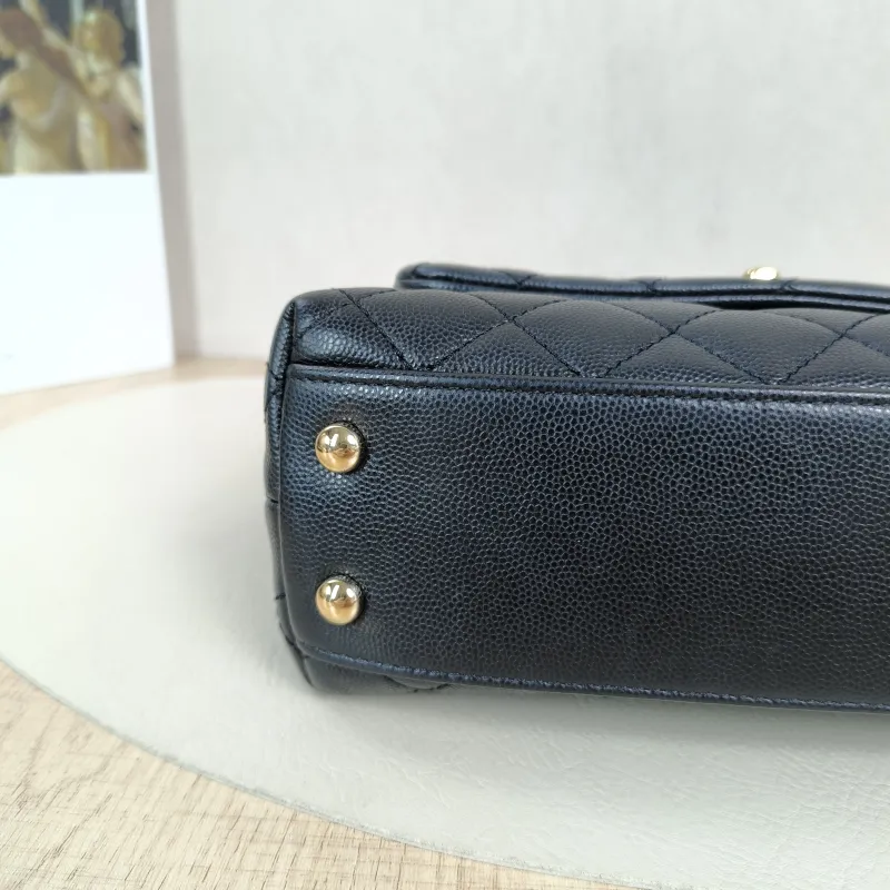 Chanel Top Handle Bag Coco Handle​Black Grained Calfskin Small24 × 10 × 14 cm — detail view 6 of 12