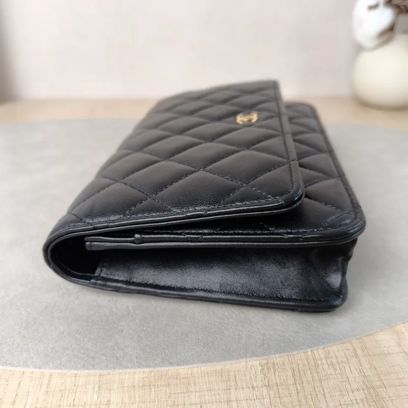 Chanel Crossbody Bag Classic Flap WOC CF WOCWOC Bag Black Lambskinmini19.2 × 3.5 × 12.3 cm — detail view 2 of 12