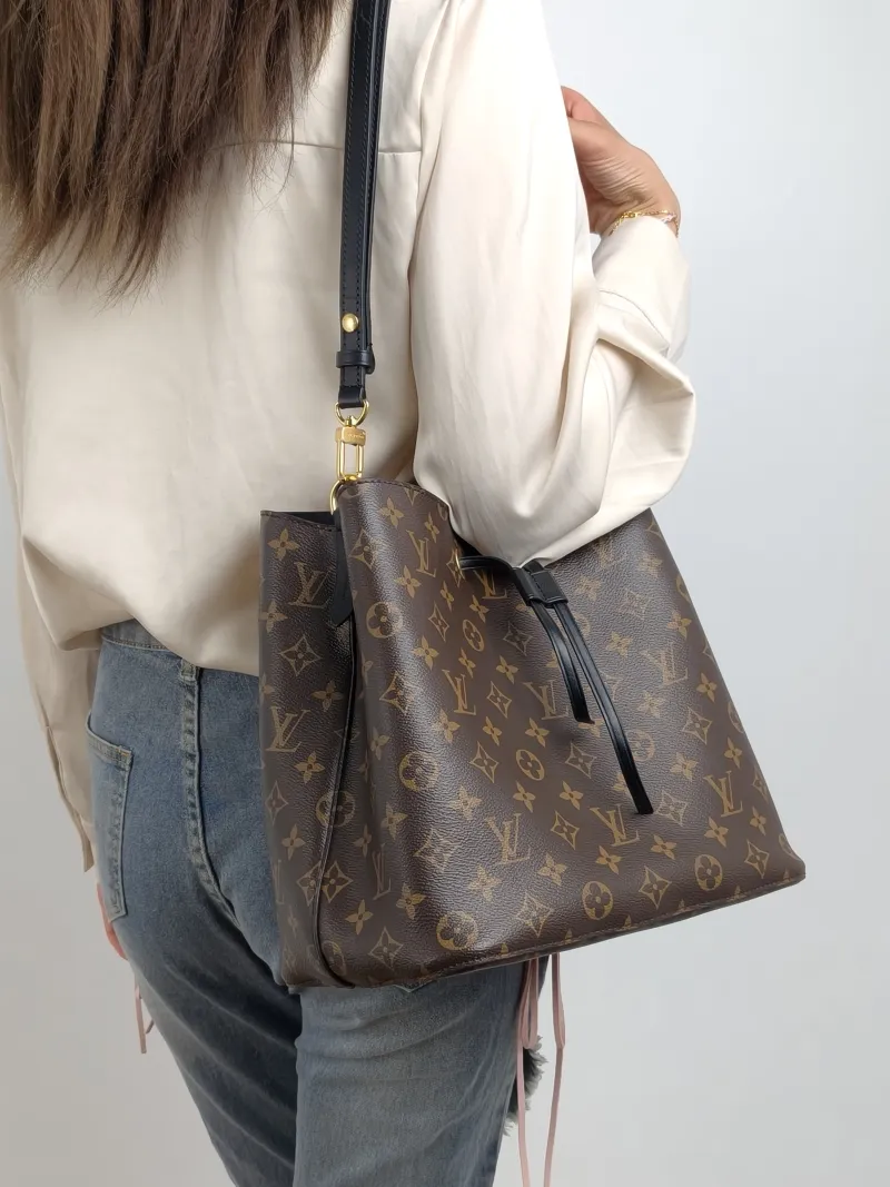 Louis Vuitton Shoulder Bag NÉONOÉ Bucket Bag Black PVC Medium 26 × 17.5 × 26 cm — on-model view 1 of 2