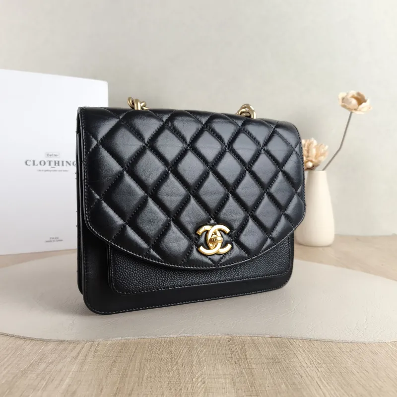 Chanel Crossbody Bagcf Collection Crossbody Bag Black Calfskin One Size22.5 × 5 × 18.5 cm — cover view 5 of 5