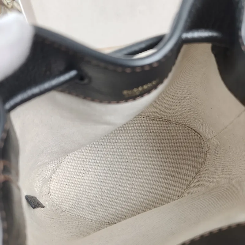 BURBERRY Crossbody Bag Bucket Bag Black Calfskin One Size 17 × 11 × 17 cm — detail view 3 of 10