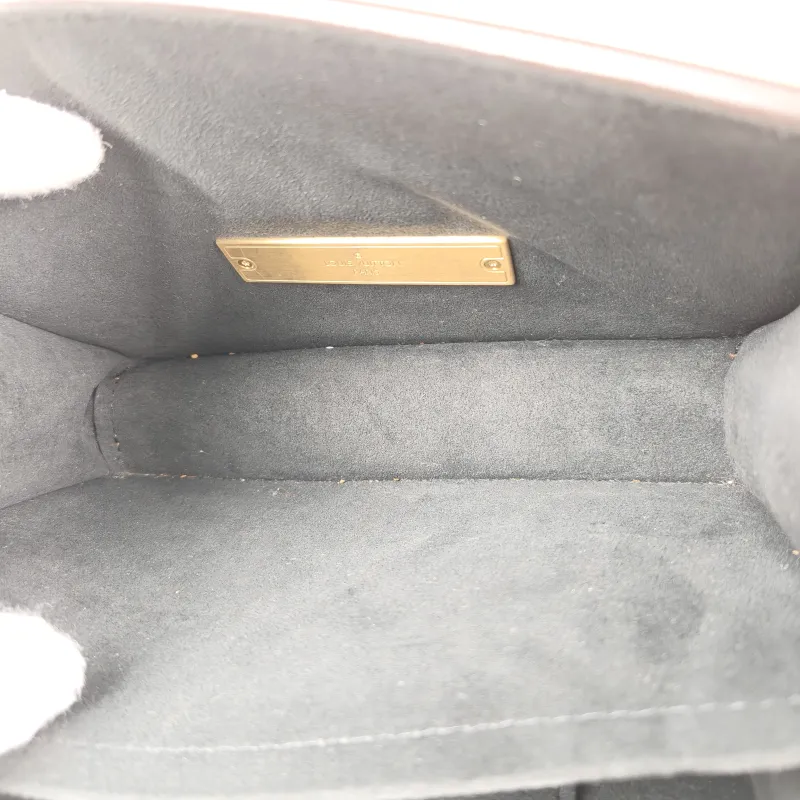 Louis Vuitton Crossbody Bag Dauphine Monogram PVC Mini 20 × 9 × 15 cm — detail view 1 of 11