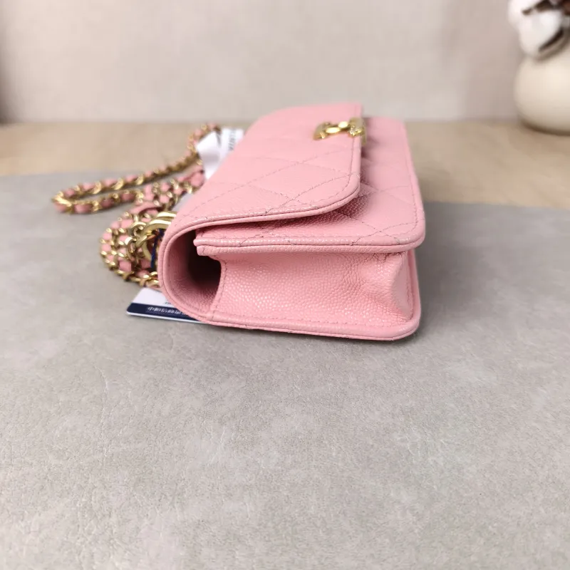 Chanel Crossbody Bag woc Pink Calfskin One Size17 × 4 × 10 cm — detail view 11 of 12