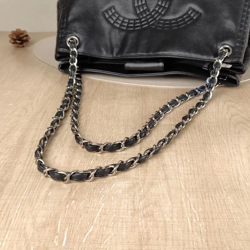 Chanel Shoulder Bag c tote Black Calfskin One Size 37 × 17 × 24 cm 16 — detail view 9 of 12