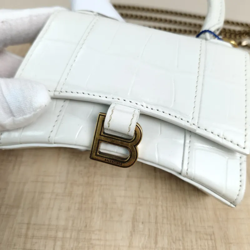 BALENCIAGA Crossbody Bag Hourglass Hourglass Bag White Calfskin Mini12 × 5.5 × 8 cm — detail view 12 of 14