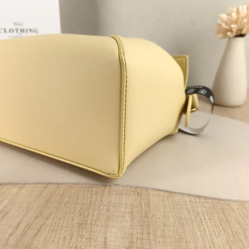 LOEWE Crossbody Bag Puzzle CC alfskin Small24 × 10.5 × 16.5 cm — detail view 6 of 13