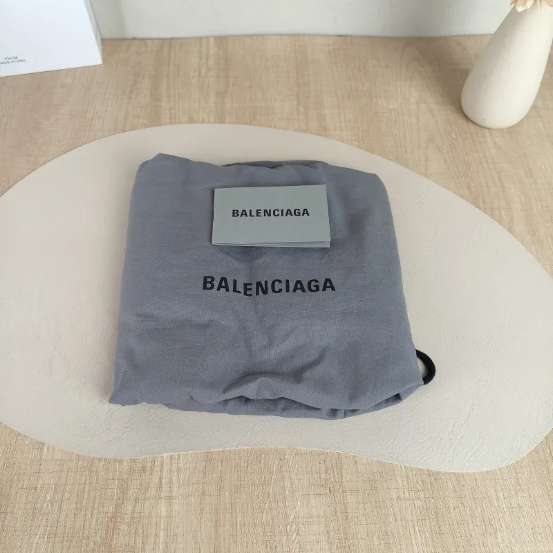 BALENCIAGA Crossbody Bag Bel air Black Calfskin Mini 23.5 × 8 × 17 cm — detail view 11 of 11