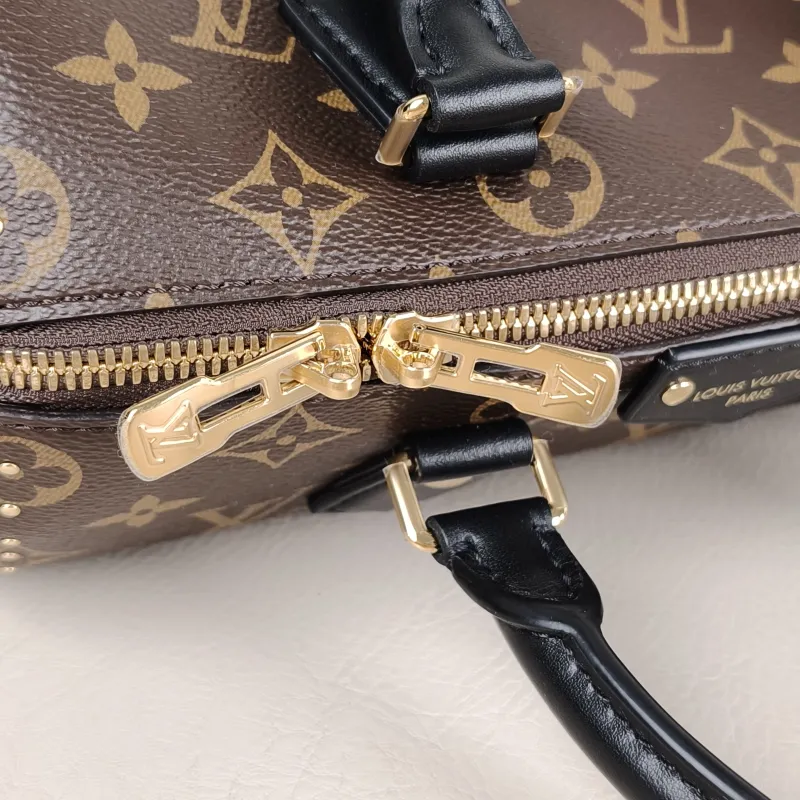 Louis Vuitton Shoulder Bag Speedy Trunk Monogram PVC One Size 27 × 15 × 20 cm — detail view 4 of 14