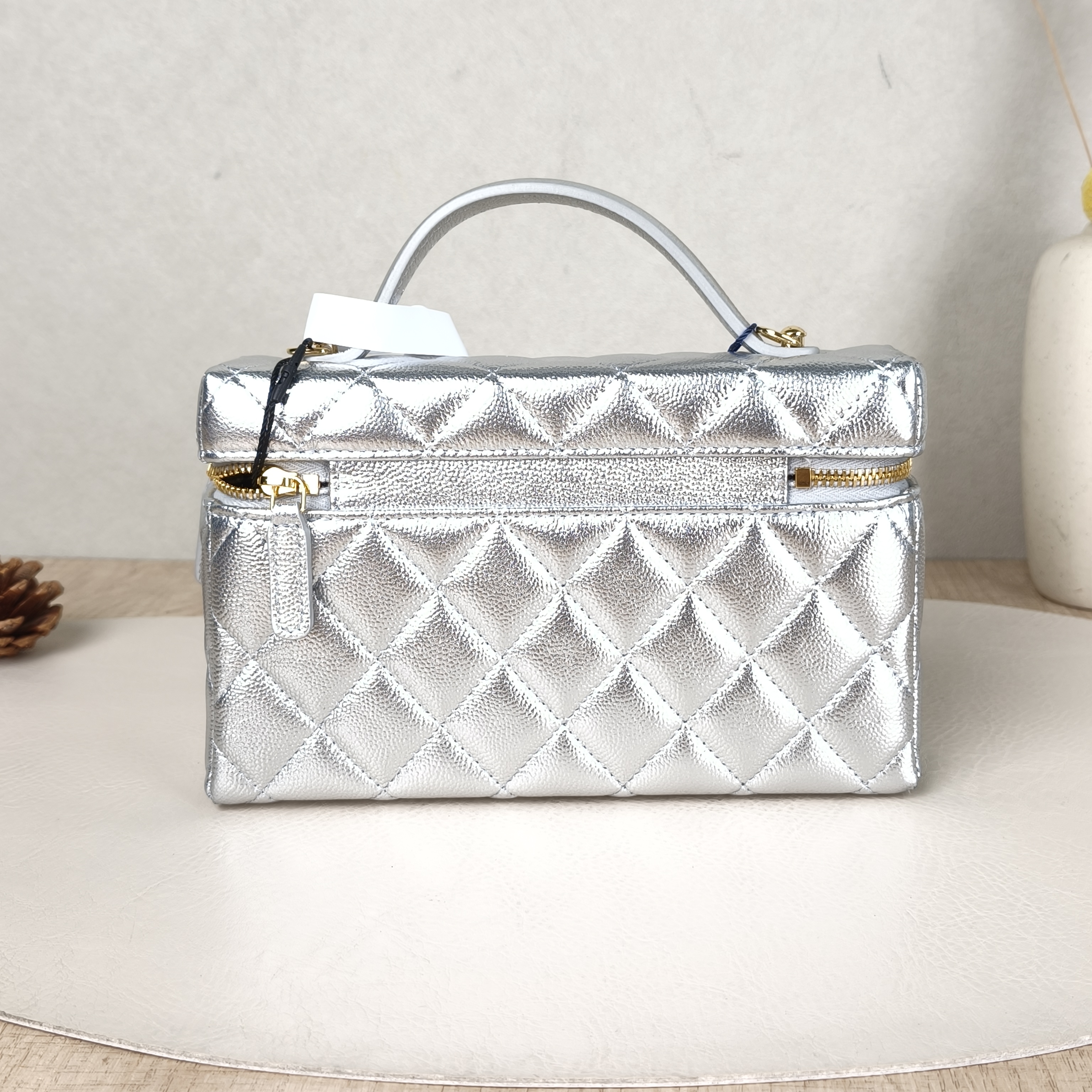Chanel Crossbody Baglp Box Bag Top Handle Crossbody Bag Silver Calfskin One Size19.5 × 5 × 17 cm — cover view 3 of 6