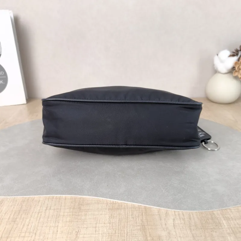 PRADA Shoulder Bag Re-Edition 2005 Hobo Black Nylon Mini 22 × 6.5 × 18 cm — cover view 4 of 5