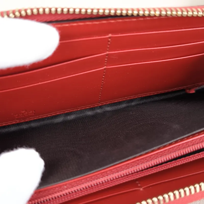 GUCCI Wallet Wallet Red Calfskin19 × 2.5 × 10 cm — detail view 1 of 12