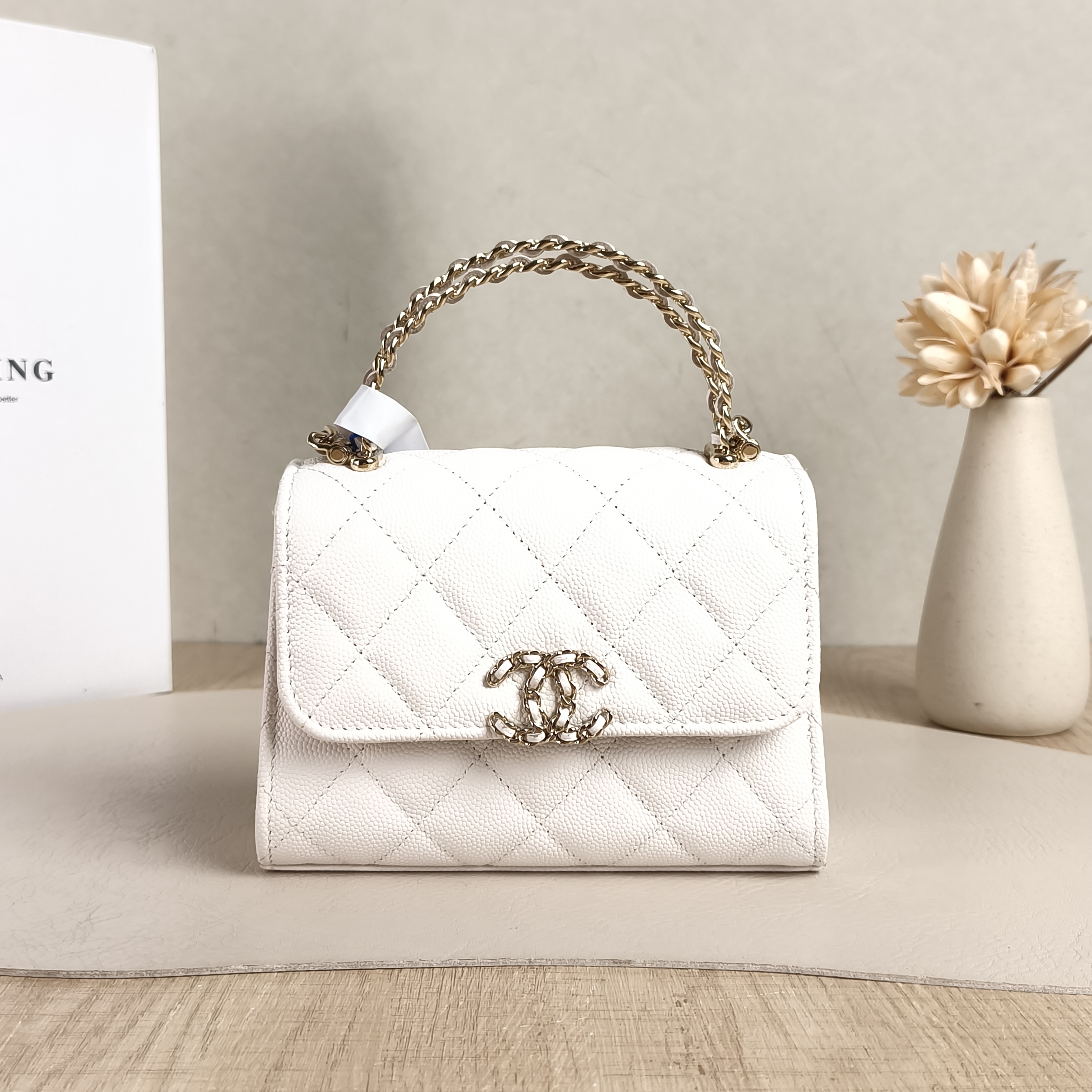 Chanel Crossbody Bag kelly White Grained Calfskinnano15 × 5 × 11 cm