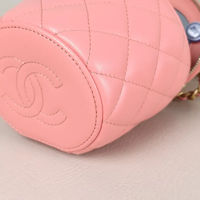 Chanel Crossbody Bag Box Crossbody Bag Pink Lambskin One Size9.5 × 8 × 10.5 cm — detail view 7 of 13