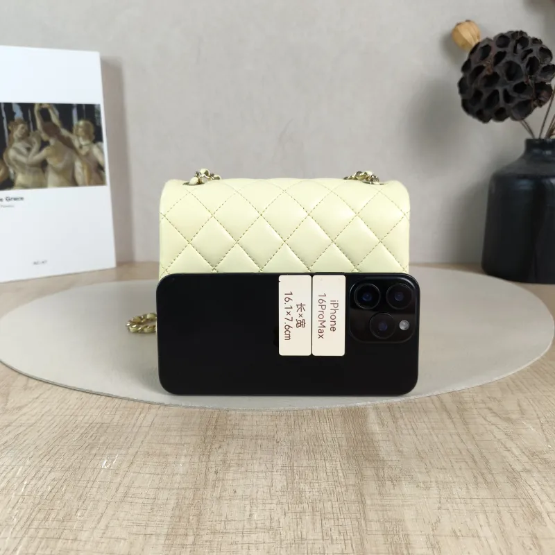 Chanel Crossbody Bag c Yellow Lambskin Mini 17 × 8 × 13.5 cm — cover view 6 of 6