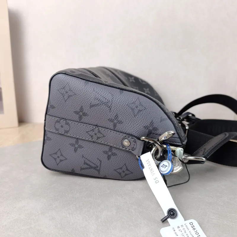 Louis Vuitton Crossbody Bag City Keepall Black PVC Medium 27 × 13 × 17 cm — detail view 3 of 12
