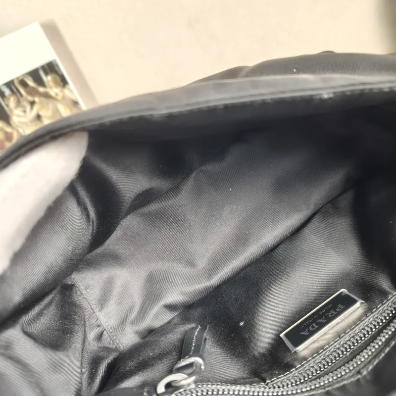 PRADA Shoulder Bag Re-Nylon Shoulder Bag Black Nylon 23 × 11 × 16 cm — detail view 2 of 13