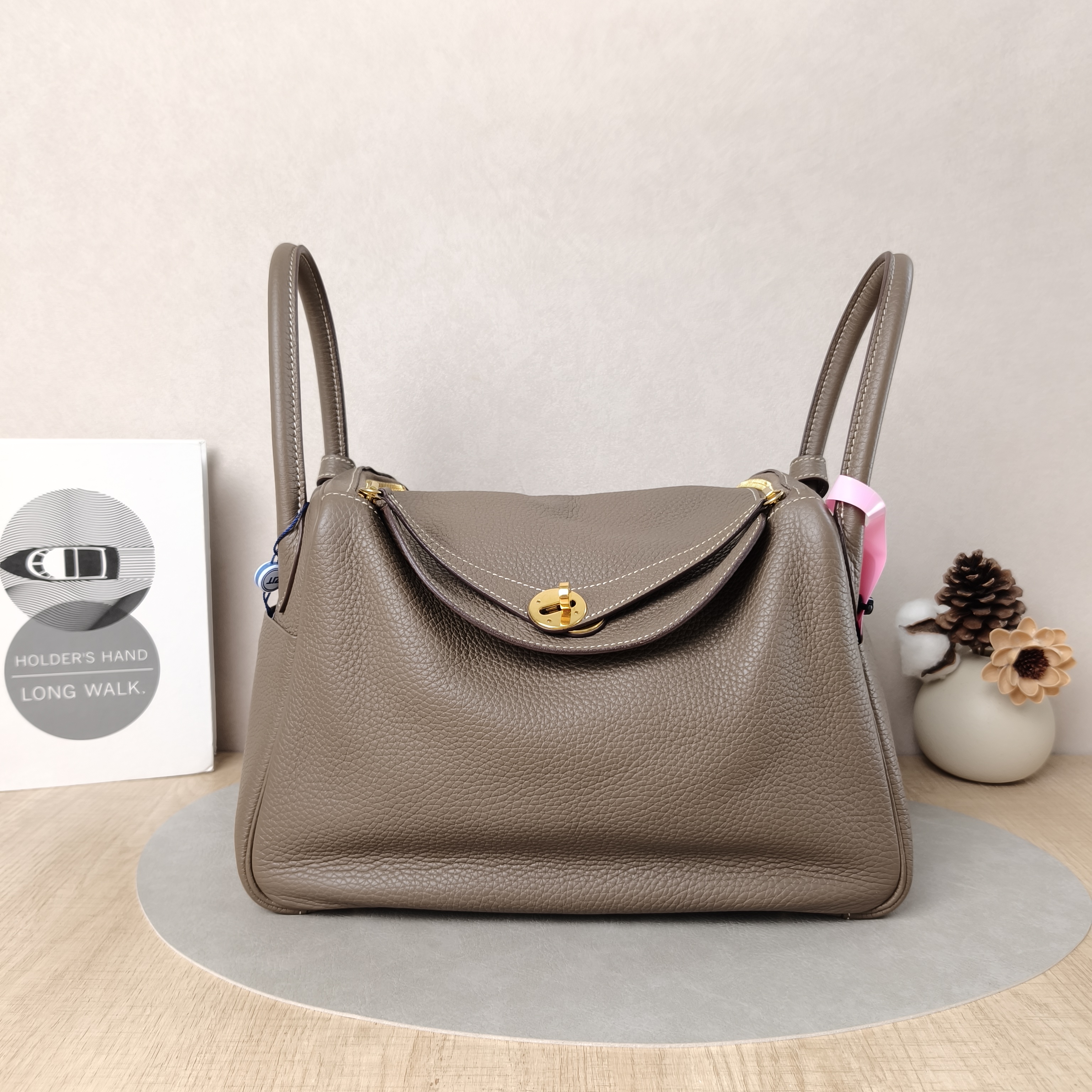 Hermès Shoulder Bag Lindy 30 Clemence Taurillon TC Calfskin Medium30 × 15 × 19 cm