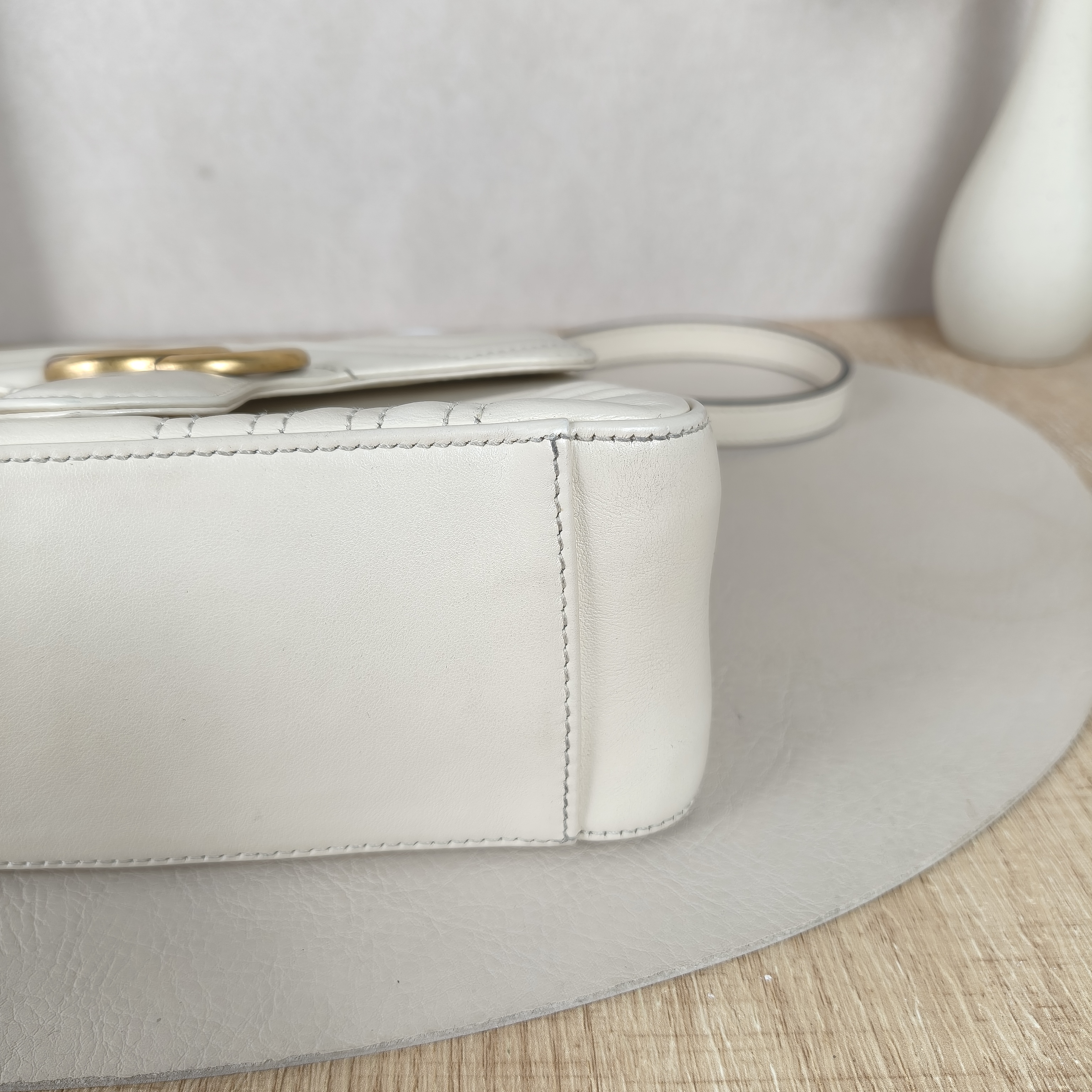 GUCCI GG Marmont Marmont mini White Calfskin · 21 × 8 × 15.5 cm — cover view 5 of 8