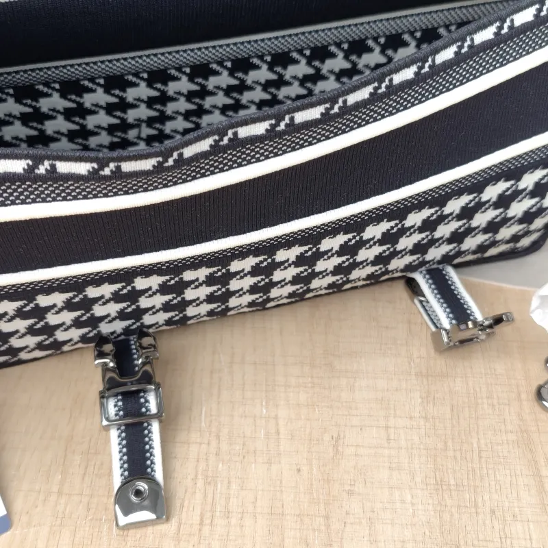 DIOR Crossbody Bag camp Messenger Bag Colorblock Canvas Small 23 × 8 × 15 cm — detail view 7 of 11