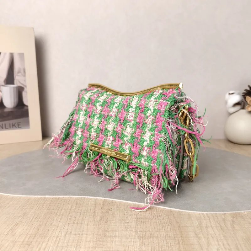 Miumiu Shoulder Bag Green 20 × 5.5 × 14 cm — cover view 3 of 5
