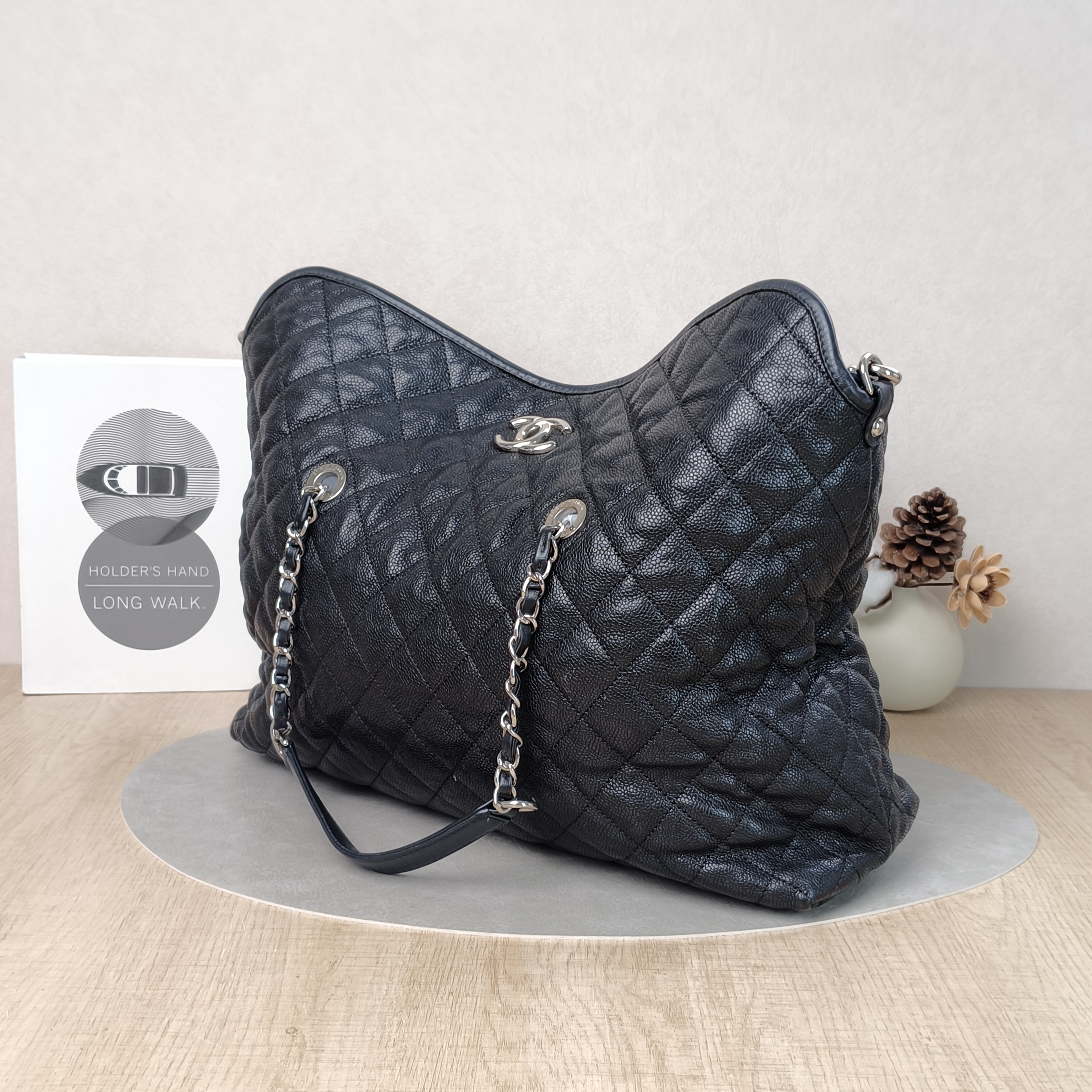 Chanel Shoulder Bag tote Black Grained Calfskin One Size38 × 11 × 30 cm — cover view 3 of 5