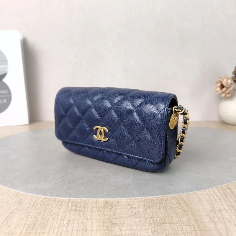 Chanel Crossbody Bagcf Crossbody Bag Blue Grained Calfskin One Size17.5 × 4 × 10 cm — cover view 5 of 5
