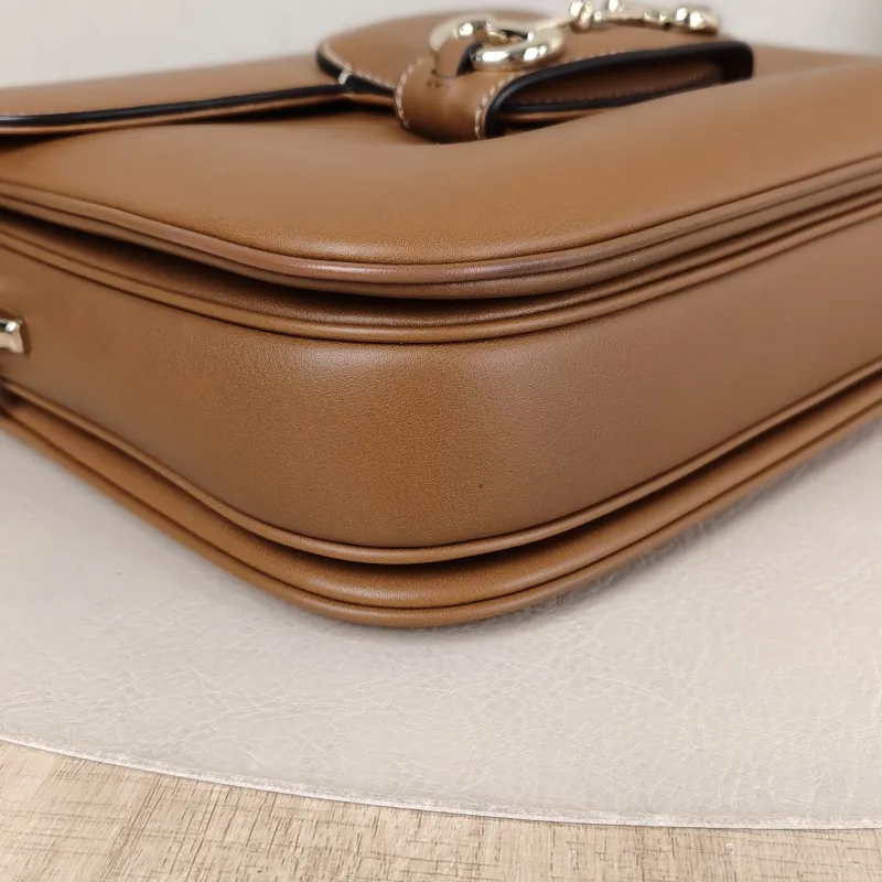 GUCCI Crossbody Bag Horsebit 1955 Horsebit Medium Caramel Calfskin Medium 25 × 8 × 18 cm — detail view 9 of 14