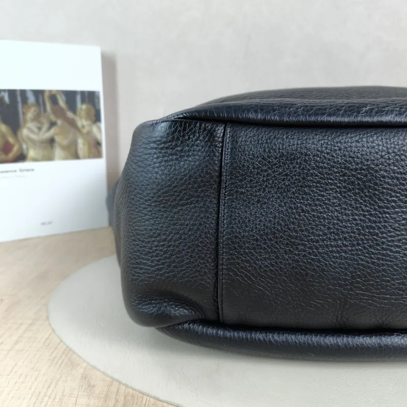 SAINT LAURENT Shoulder Bag LE 5 À 7 BEA Black One Size36 × 11 × 28 cm — detail view 3 of 12
