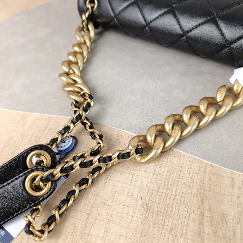 Chanel Shoulder Bag Editioncf Black Lambskin One Size 24 × 7 × 14.5 cm — detail view 4 of 13