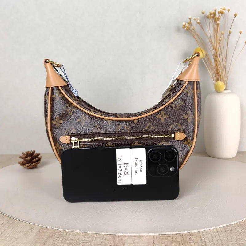 Louis Vuitton Crossbody Bag Loop Monogram PVC Small 23 × 6 × 13 cm — cover view 5 of 6