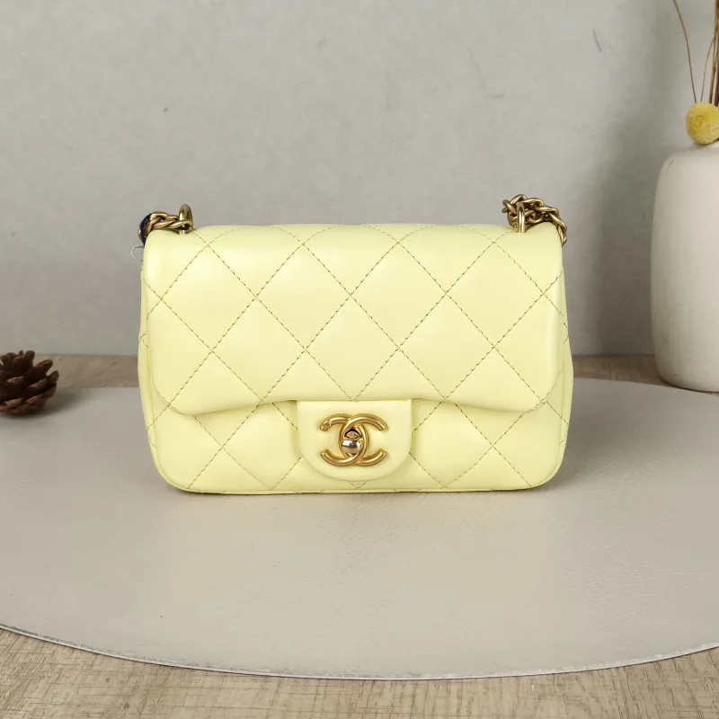 Chanel Crossbody Bag Yellow Calfskin One Size18 × 4.5 × 12 cm