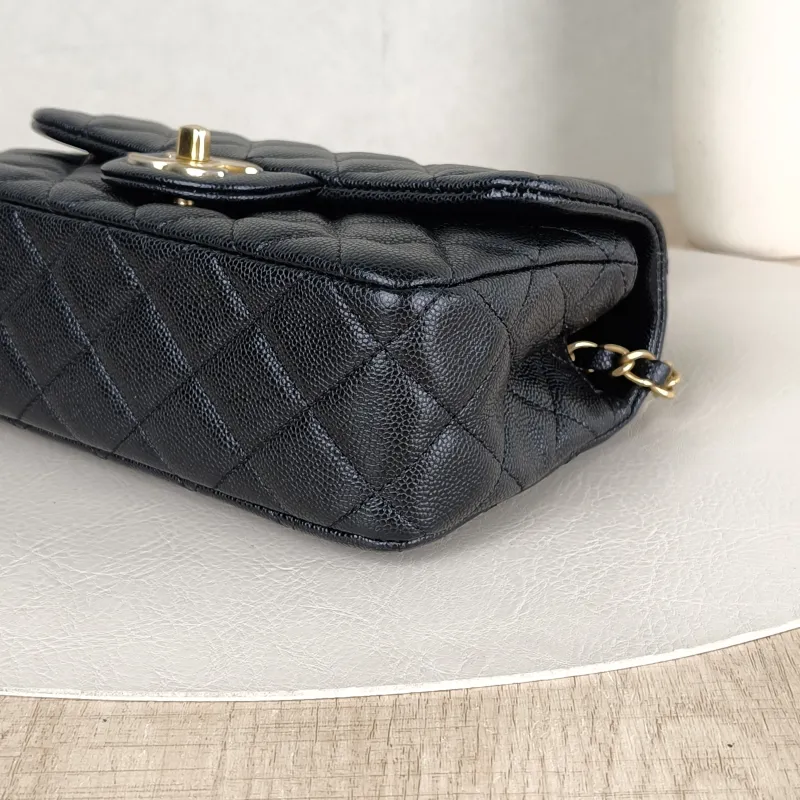 Chanel Crossbody Bag25b mini Black Grained Calfskin One Size20 × 6 × 12 cm — detail view 7 of 14