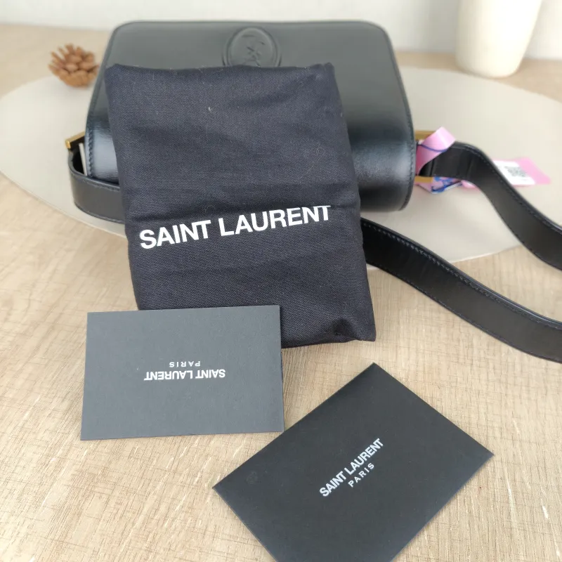 SAINT LAURENT Shoulder Bag Shoulder Bag Black Calfskin 18.6 × 6 × 16 cm — detail view 4 of 13