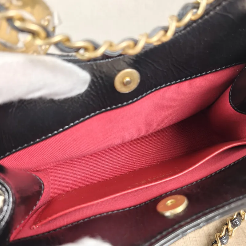 Chanel Crossbody Bag HOBO Black Waxed Leather Calfskin Small 19 × 6 × 17 cm — detail view 1 of 10