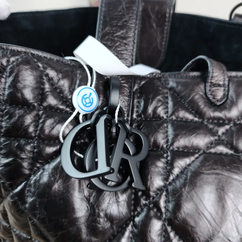 DIOR Top Handle Bag TOUJOURS Black so black Waxed Leather Medium 28.5 × 17 × 21.5 cm — detail view 5 of 12